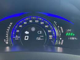 エネチャージ・アイドリングストップ付き