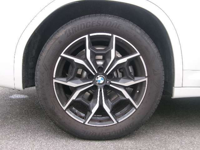 現在お乗りのお車をの査定も実施しております！BMWだけでなく他の輸入車、国産車も、もちろん査定させて頂きます！