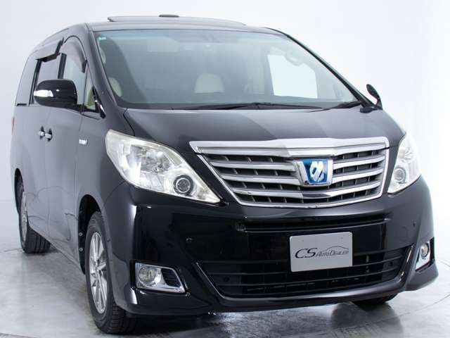 最長5年間走行無制限保証！車種ごとの専門メカニックよる全車展示前点検済み！自己診断コンピューターによる測定を行い合格車輌のみ展示させて頂いております！
