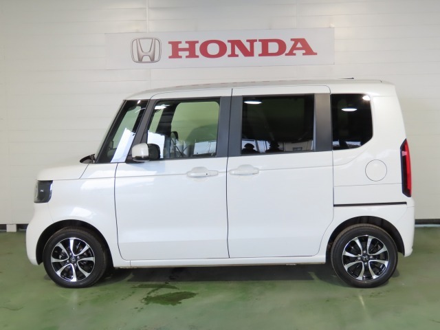 定期点検パックのまかせチャオ！車検までの期間中、半年に1回ごとに定期点検とオイル交換をさせていただきます！パックなのでその都度点検を行うよりもお得です！