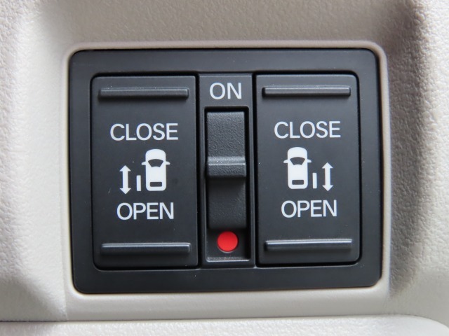 運転席の高さを変更できるので、体格に合わせた位置で運転できます！