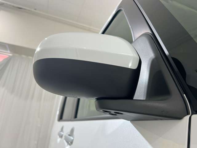 クリスタルグローコーティングの施工店！ボディに汚れがついた場合にも、簡単に落とすことが出来ます！