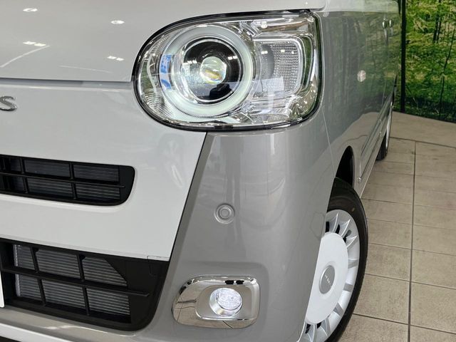 【LEDヘッドライト】悪天候や夜間走行時も良好な視界を確保し安心して運転できる高輝度LEDヘッドライトを装備！点灯速度が早く、消費電力も抑えられています。