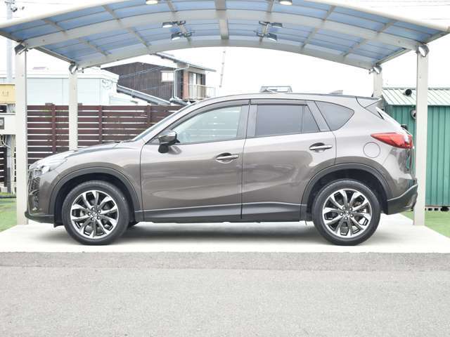 内装は全車しっかりとしたクリーニング済みです♪ご納車前にも再度クリーニングを実施致します♪