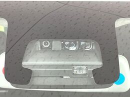 【スズキ　セーフティサポート】走行中に前方の車両等を認識し、衝突しそうな時は警報とブレーキで衝突回避と被害軽減をアシスト。より安全にドライブをお楽しみいただけます。