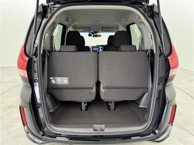 ◆【トランク】積み込みやすくて、たっぷり積める荷室です。シートアレンジできるものは、乗車人数と荷物の量や大きさによってシートを動かすことができるので、より快適なドライブが可能です！