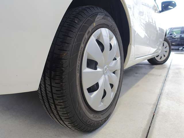 DUNLOPエナセーブタイヤ装着済！低燃費に貢献します！