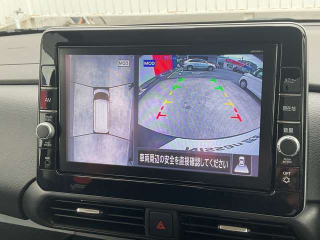 上からまる見えアラウンドビューモニターなので車庫入れもラクラクです♪
