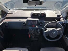 【インパネ全体】全方位で視界が広く、高い目線で運転もしやすいです！