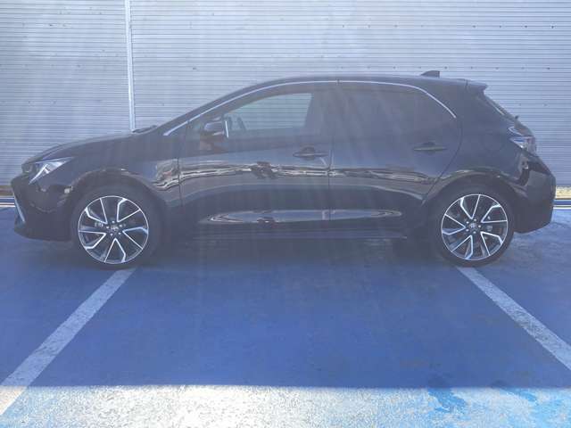 当店は新車販売・中古車販売・車検・整備・鈑金塗装・用品販売・自動車保険を取扱い、カーライフの総合店舗です。