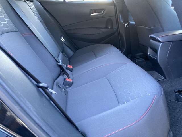 当店は新車販売・中古車販売・車検・整備・鈑金塗装・用品販売・自動車保険を取扱い、カーライフの総合店舗です。