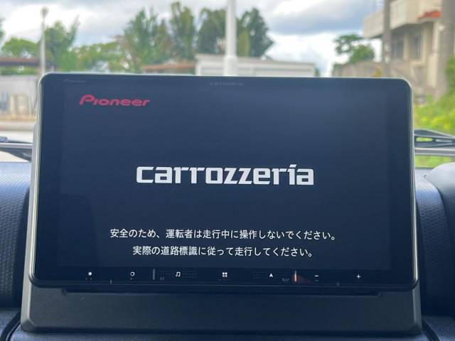 【ナビゲーション】使いやすいナビで目的地までしっかり案内してくれます。各種オーディオ再生機能も充実しており、お車の運転がさらに楽しくなります！！