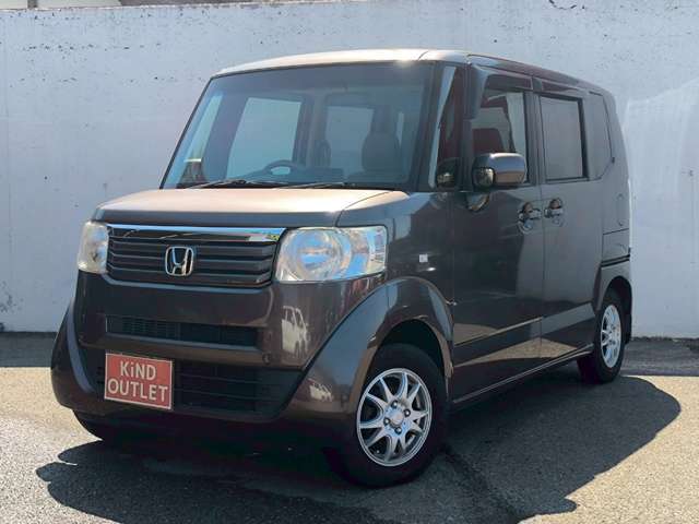 人気のワゴンR/ムーヴ/デイズから、便利なスライドドア付きN-BOX/タント/ルークスなどの軽自動車を多数取り揃えております。エブリィやバモスなどの軽バンも取り揃えております。