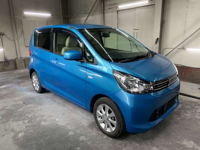 お車と一緒に新品タイヤ（ホイール付き）をご希望の方にはお得な価格にてご提供しております。常時在庫がありますので、いつでもご確認いただけます。