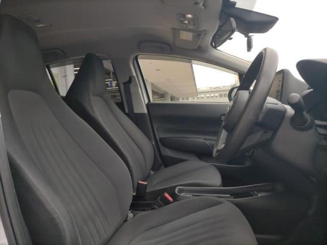「この車の写真をもっと見たい」「状態が気になる」「この装備はついている？」どんな小さな疑問でもお気軽にお問い合わせください！