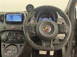 最長10年（対象車条件有）の安心性能保証もご用意しており、走行距離無制限で全国のLIBERALA、ガリバーグループ店舗（一部対象外）でご対応可能でございます。安心してお出かけいただけます。