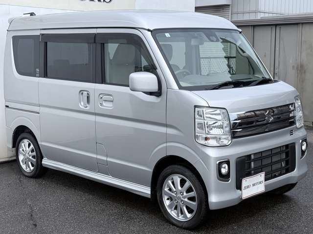【各メーカーのお車を展示】トヨタ・ダイハツ・スズキ・ホンダ・スバル・マツダ・日産・国内各メーカーを展示しています。安い軽・燃費の良い車・荷室が広い車・広い軽・悪路に強い軽・などなど展示中です。