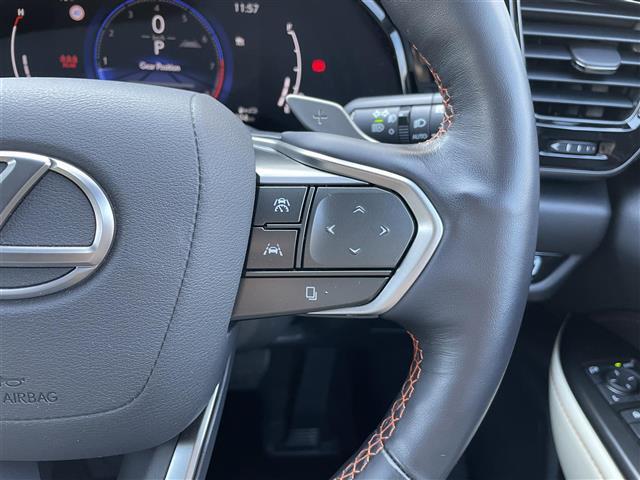 【運転席操作部】快適なドライブを楽しむための機能が装備されています！運転席から触れるので、使いやすいです！除菌プランいれていただくと、さらに清潔で安心していただけます！