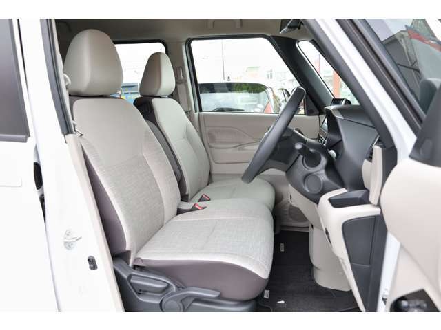 一見の価値ありの車両です！是非お客様の目でご確認をお願いいたします！お電話でのお問い合わせも大歓迎です。お支払い相談もお気軽に！