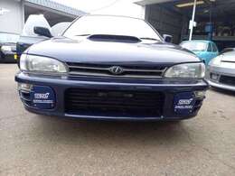 オプションでフロント大型フォグランプあります