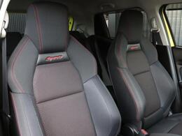 運転席シートもコンディション良好になります（シートヒーター付）。