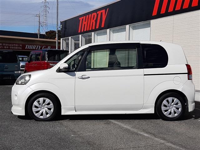 ■　外装左側　■　洗車するだけで疎水ガラス系コーティングが出来るボトル(1000ml)を販売中！　時間が無いけど車をきれい乗りたいお客様におすすめです。