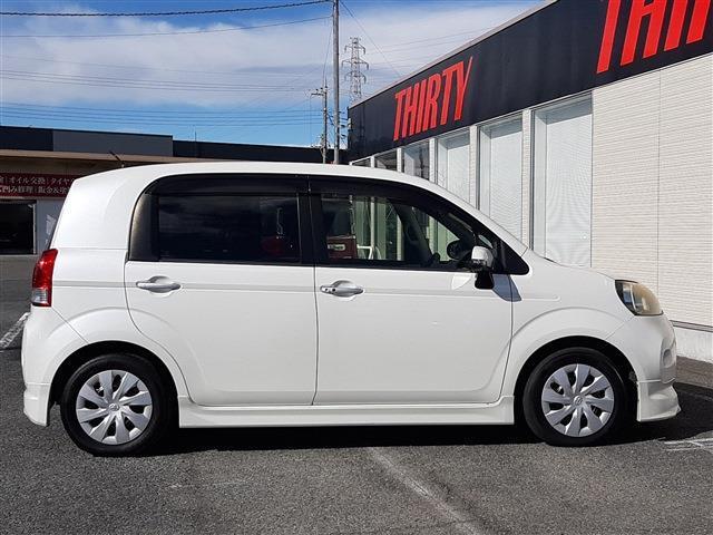 ■　外装右側　■　磨き職人の手によってボディーの薄傷や洗車傷などもキレイに！持続効果3年を実証済みのガラス系コーティング！ハイパーコートPRO！！ 光り輝く車に乗りたいお客様におすすめのオプションです。