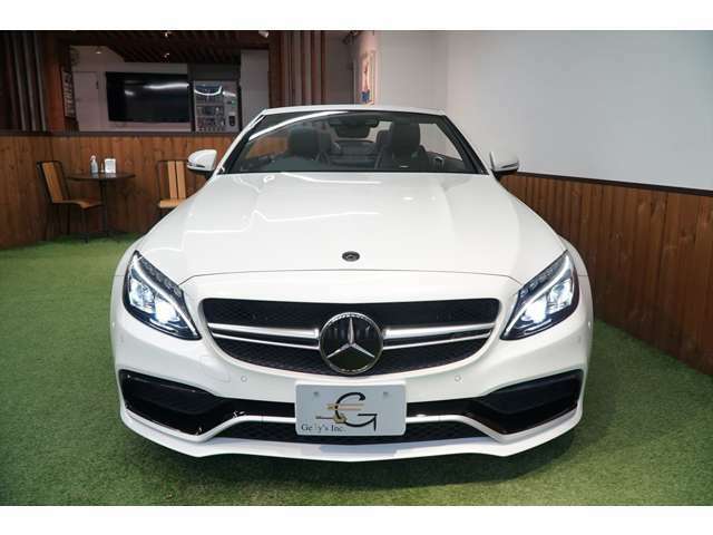 ＜C63S専用装備＞■V8 4.0リッターツインターボエンジン（510PS/71.4Kgm）■AMGダイナミックマウント■AMGレッドブレーキキャリパー お気軽にお問合せ下さい→03（5432）7666