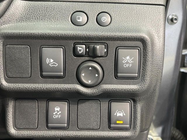 【インテリジェントエマージェンシーブレーキ】フロントカメラで前方の車両や歩行者を検知。衝突しそうな時は衝突被害軽減ブレーキが作動、衝突回避をサポート。より安全にドライブをお楽しみいただけます。