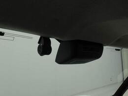 安心・安全なカーライフに必須のドライブレコーダーを装備！走行中はもちろん、あおり運転や事故に遭遇した際の状況も映像で記録し、万一のリスクに備えます。