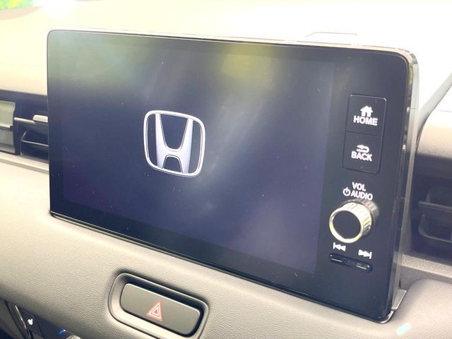 【9インチ　ホンダコネクトディスプレイ】視認性の高い大画面ディスプレイでナビの使用や、お持ちのスマートフォンと連携したbluetoothでの音楽再生が可能です♪
