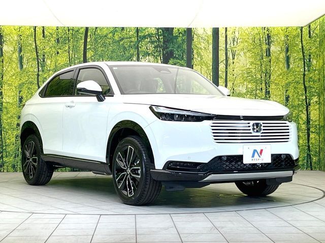 大好評のボディコーティング「弾スプラッシュコート」もご納車までに施工可能。通常のガラスコートと異なる、耐久年数6年の無機質ガラスコーティングが、ボディをキレイな状態に保ってくれます。