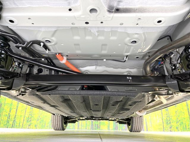下回りがきれいなうちに、防錆加工の施工がオススメ。降雪地域はもちろん、沿岸部にお住いの方や、趣味でマリン・ウィンタースポーツをされる方にご好評いただいております。