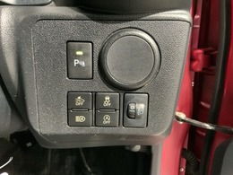 横滑り防止装置がついています。いざという時に安心ですね。