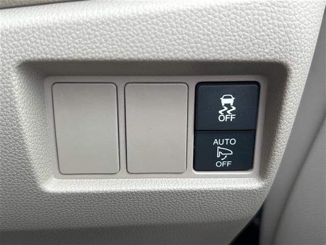【　内装インテリア　】現車の確認はお電話で在庫のご確認の上、是非ご来店くださいませ！ご来店の難しい方は店舗スタッフがお電話やメールで詳細をお答えさせて頂きます。