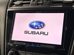【純正8型ナビ】人気の純正ナビを装備。オーディオ機能も充実しており、Bluetooth接続すればお持ちのスマホやMP3プレイヤーの音楽を再生可能！毎日の運転がさらに楽しくなります！！