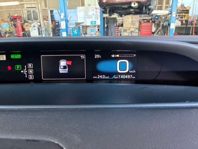 お客様にリラックスしてお車のご相談をしていただけるようなお店作りをしております。お気軽にご来店ください。