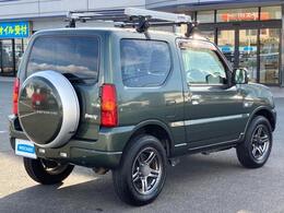 全国に店舗を展開しているのでどこでもお取り寄せが可能です！この車が気になるけど遠方だから・・・と諦める必要はありません！※別途陸送費が必要です。