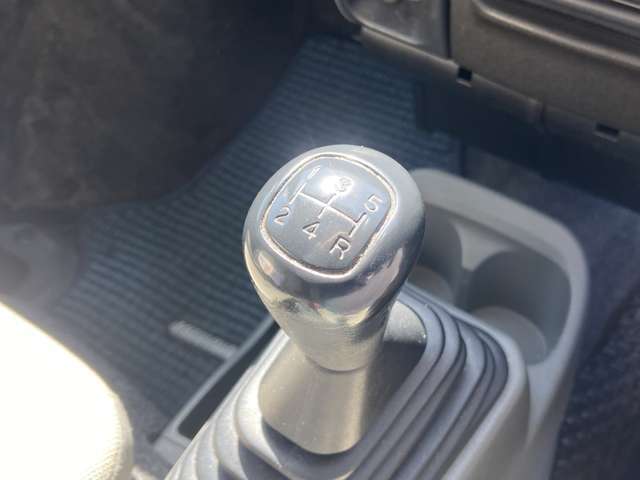 有限会社新堀自動車　スズキ自販吹上鹿児島県日置市吹上町中原2645フリーダイヤル　0078-6002-858932営業時間　09:00～18:00 定休日/無　（GW、お盆期間、年末年始）