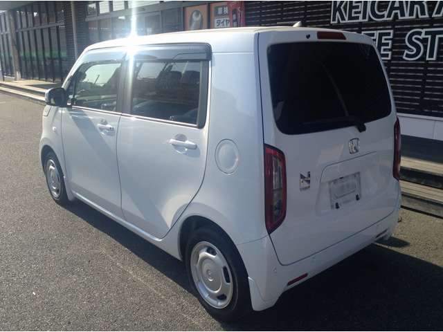 【届出済未使用車の得する価格】大量仕入れにより車両価格が割安な上重量税は払い込み済みで、登録月によっては取得税もかかりません。