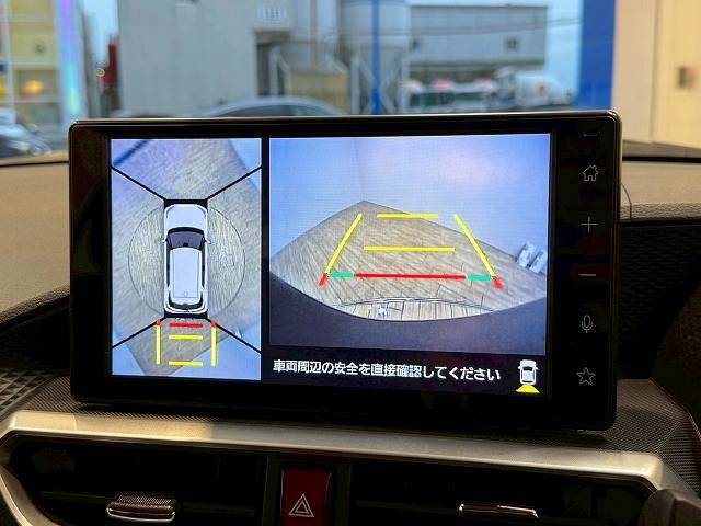 【アラウンドビューモニター】全周囲カメラで危険察知。狭い駐車場でも安心して駐車できますね。