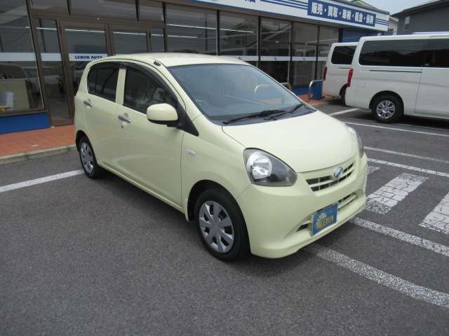 軽自動車の登録には住民票・認印が必要となります。お早目の納車をご希望の場合は、事前にご用意頂きご来店頂けますと納車までがスムーズになります！ご不明な点はスタッフまでお気軽にお問合せ下さい！