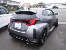 こちらのお車は当社の試乗車として使用しておりました。