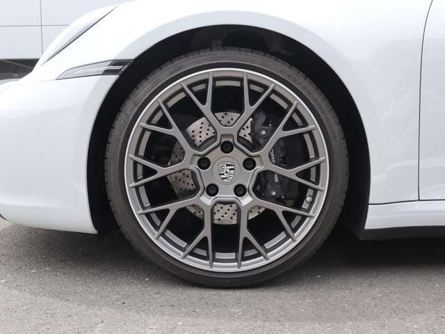 ホイール：20/21インチ RS Spyder Designホイール/TPMシルバー