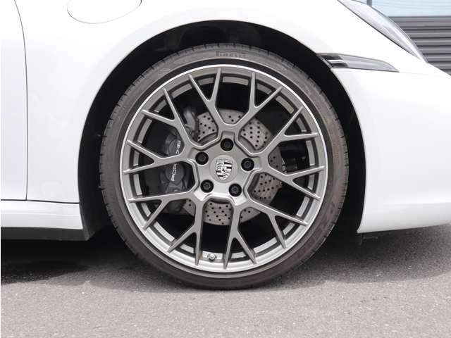 ホイール：20/21インチ RS Spyder Designホイール/TPMシルバー