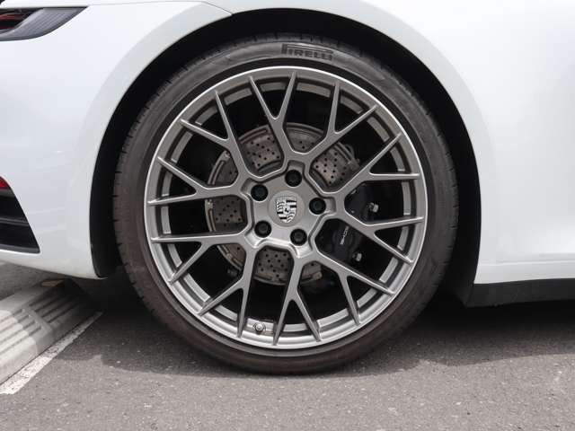 ホイール：20/21インチ RS Spyder Designホイール/TPMシルバー