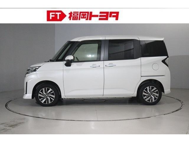 トヨタ認定中古車、評価3.5相当。キズ、へこみは若干ありますが、比較的良好な状態です。
