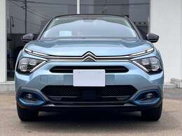 新潟で、いいえ、世界で。その情熱を誇れるディーラーを目指して。 目指したのは、さらなるサービス品質の向上。安心と信頼。 伝えたいのは、歓び、楽しさ。そして情熱。