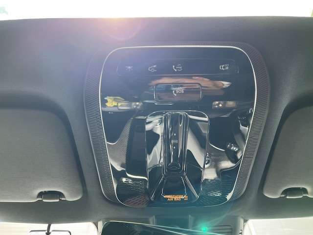 サンルーフが装備されている場合の車両は、開放感がありドライブを楽しくさせてくれます！！
