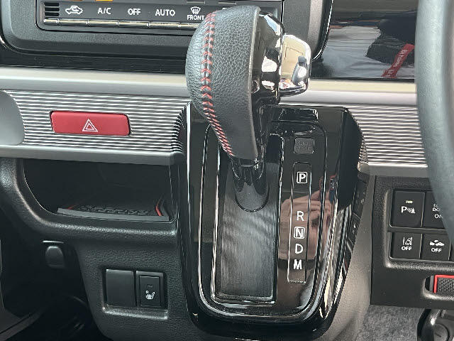 当店在庫は全車試乗O.Kです♪中古車は一物一価です！！見て・触って・乗って体感して下さい♪是非お気軽にお問い合わせ下さい♪TEL⇒042-566-5611